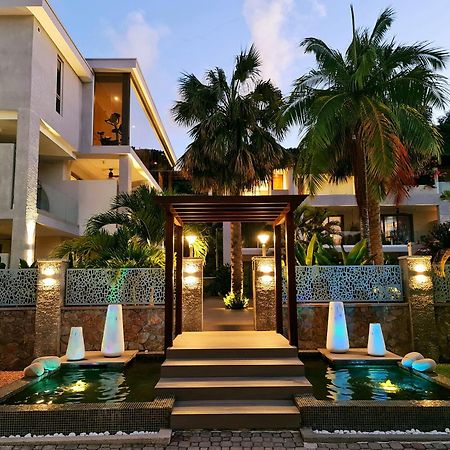 Hotel Le Duc De Praslin Baie Sainte Anne Exterior photo