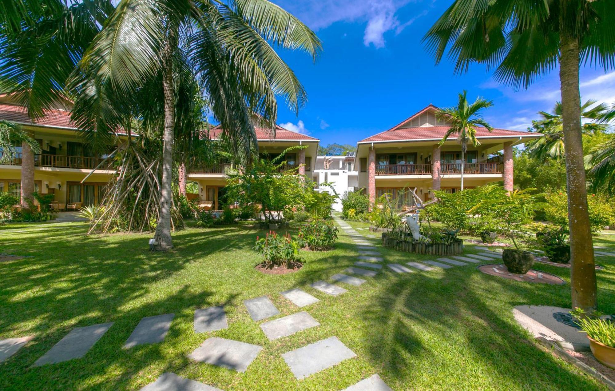 Hotel Le Duc De Praslin Baie Sainte Anne Exterior photo