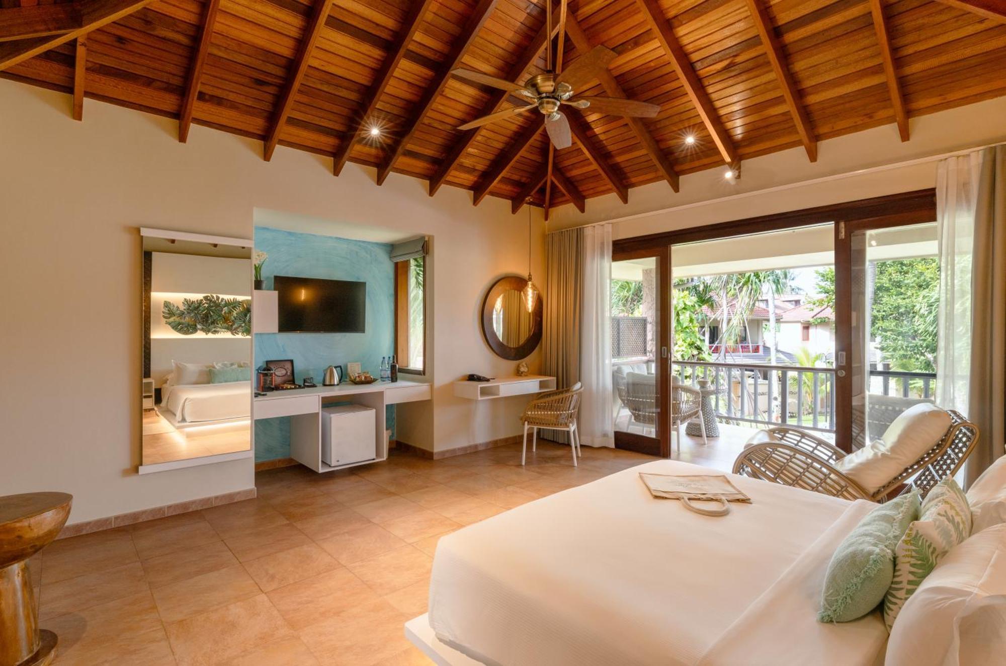 Hotel Le Duc De Praslin Baie Sainte Anne Exterior photo