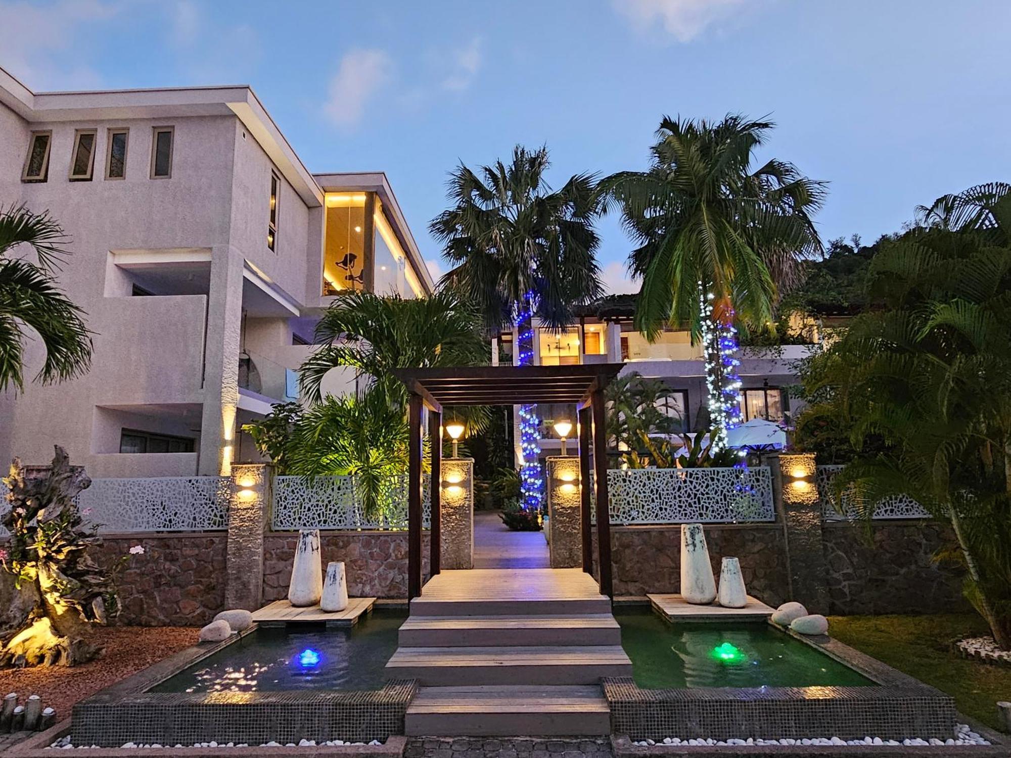 Hotel Le Duc De Praslin Baie Sainte Anne Exterior photo