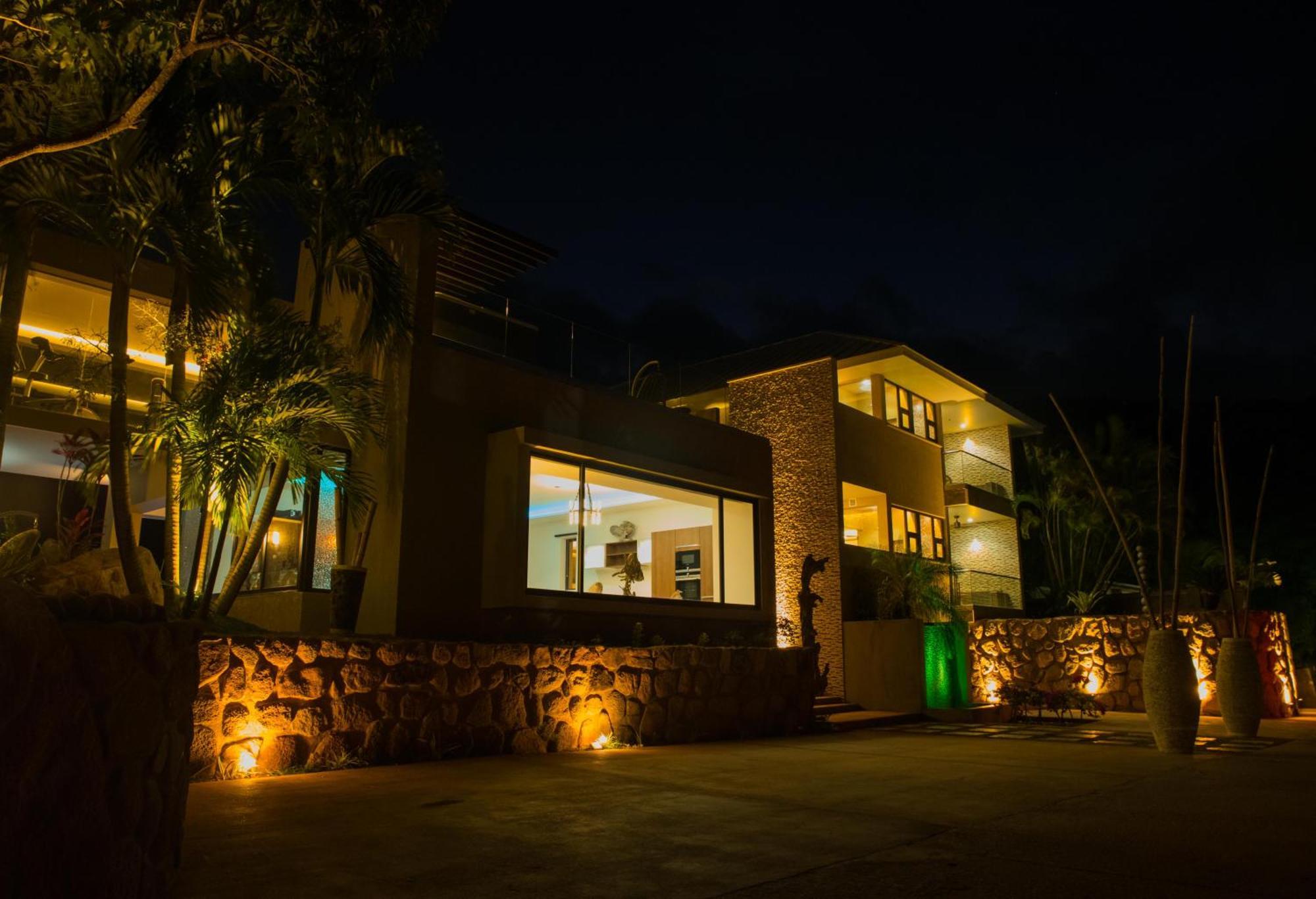Hotel Le Duc De Praslin Baie Sainte Anne Exterior photo